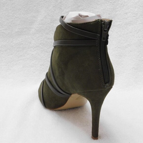 W521 journee collection olive women's samara cutout bootie size 11 - Picture 3 of 4